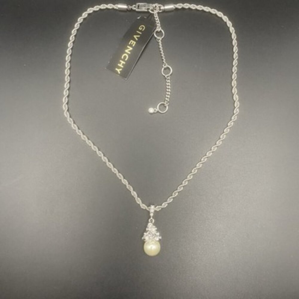 NWT Givenchy Necklace Faux Pearl Crystal Pendant Silver Rope 16+3" Retail $48 - Picture 3 of 5